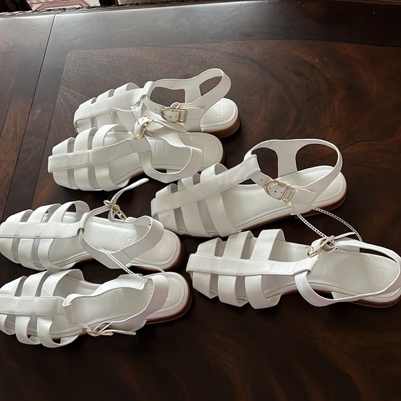 Deltan
Abbey Leather Fisherman Flats - Picture 8 of 16